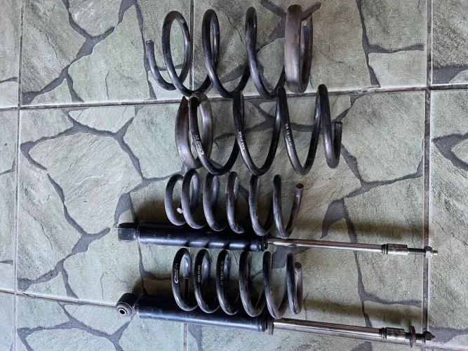 Vendo molas esportivas jetta