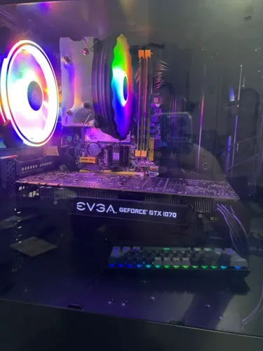 PC Gamer i7 4770K + GTX 1070 8GB + 16GB RAM + NVMe 500GB