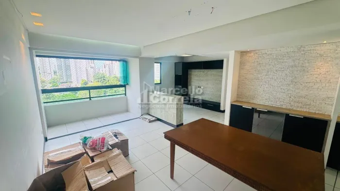 Apartamento de 81m² no bairro do Monteiro