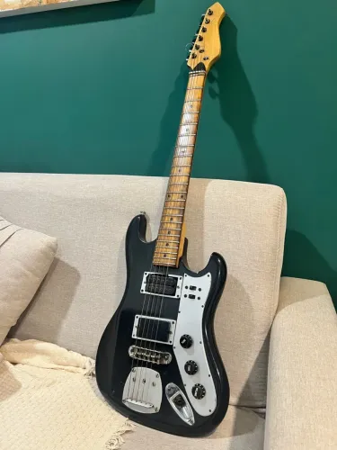 Guitarra vintage jennifer stratocaster 1990