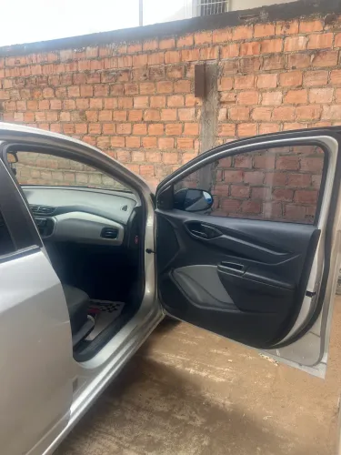 Chevrolet Onix JOY Hatch 1.0 8V Flex Mec. 4P 2019