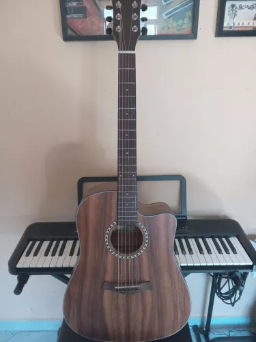 Violão novo e regulado Hofma HMF 280