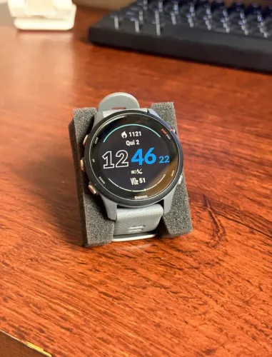 Garmin Forerunner 255 - Completo na Caixa