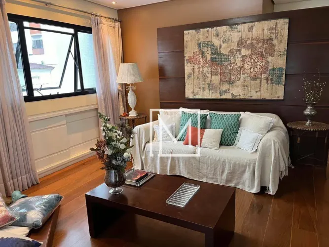 Apartamento para Locação na Aclimação | 210 m² | Próximo ao Metrô Paraíso | 4 Dormitórios