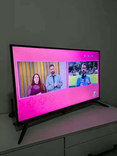 Smart TV AIWA 32? Android HD Borda Ultrafina HDR10 Dolby Áudio AWS-TV-32-BL-02-A