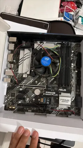 Kit placa mãe Asus Z-490M-Plus + celeron g5905 semi novo