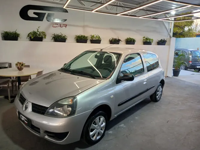 Clio 1.0 16v  autentique 2p 2010