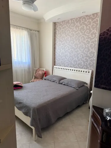 Cama de casal com colchão