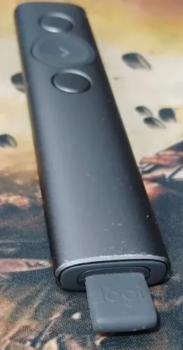 Apresentador Slider Logitech Refletor  Bluetooth/Usb