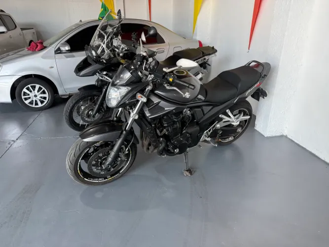 Suzuki bandit 1250s 2013 naked