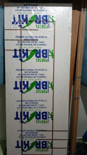 Porta laminada completa com duela e fechadura