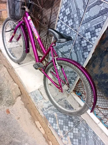 Bicicleta feminina aro 24 big