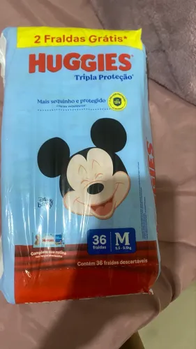 Fralda M Huggies tripla proteção 