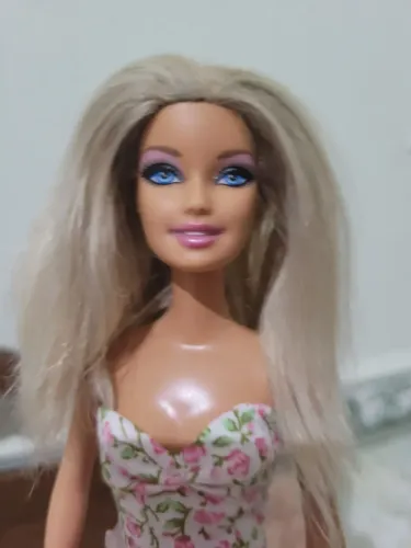 Boneca BARBIE da Mattel.
