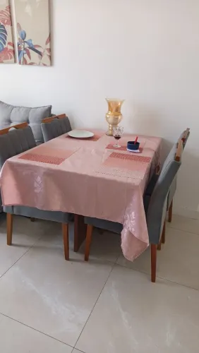 Mesa de jantar tampo de vidro branco c 4 cadeiras