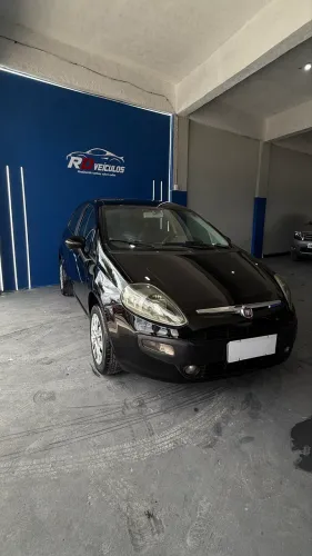 Fiat Punto Attractive 1.4 Fire Flex 8V 5P 2014