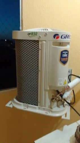 Ar condicionado novo, não foi usado por conta da rede da minha casa que não tem voltagem