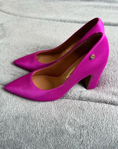 Scarpin Vizzano Salto Grosso 38 - Rosa Magenta