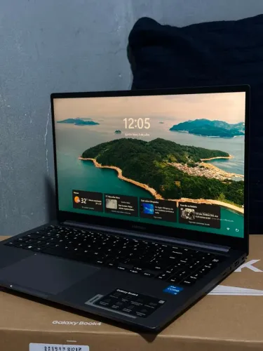 NOTEBOOK GALAXY BOOK4