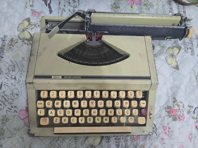Máquina de escrever