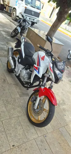 Cb300r 2015 ABS de ÚNICO DONO