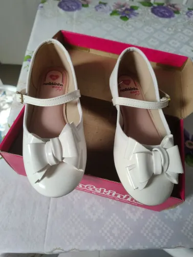 Vendo sapato Molekinha 32