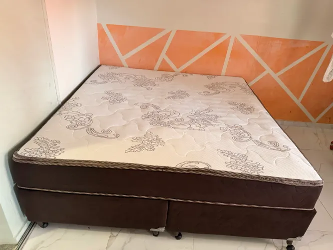 Cama Box King 26cm X 2,03m X 1,93m