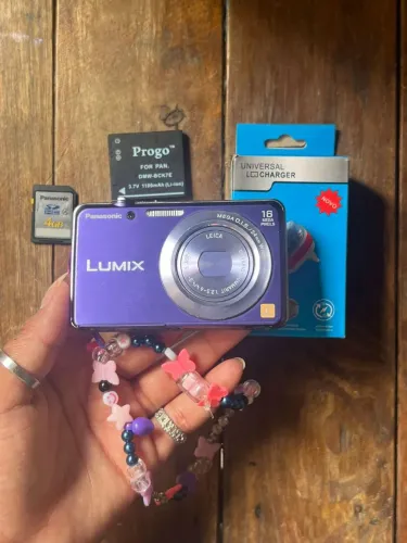 Câmera digital Lumix Panasonic 16 MP Roxa