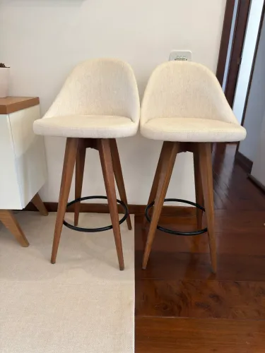 2 BANCOS ALTO GIRATÓRIO KLOE