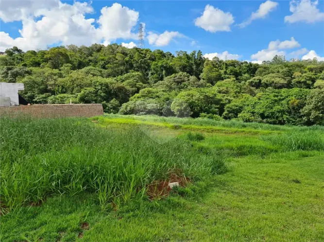 Terreno à venda em Monte Alegre, Vinhedo - SP