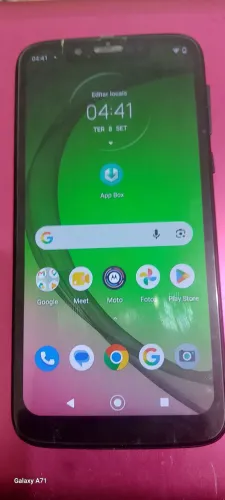 Moto g 7 Play 32 GB de memória entrada para dois chip e 1 cartão de memoria 