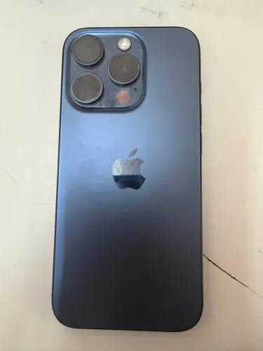 Troco iPhone 15 pro por Android mais volta sua 