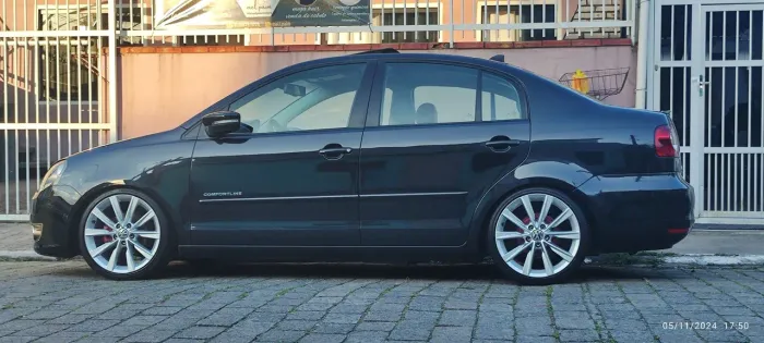 Volkswagen Polo Sed. Comfort. 1.6 MI Tot. Flex 8V 2013