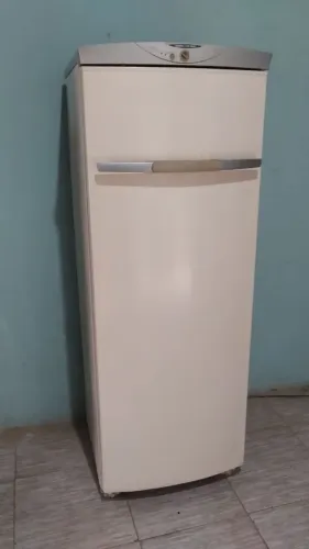 Freezer vertical fros free