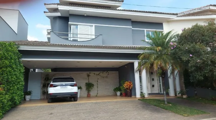 Casa para venda com 3 dorm, sendo 1 suíte no Condomínio Residencial Villa dos Inglezes, So