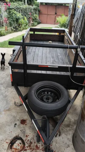 Vende se uma carretinha