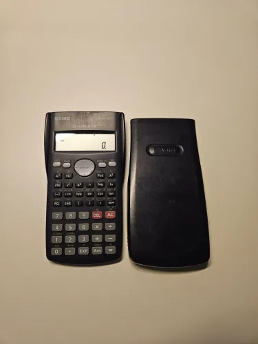 Calculadora Científica Casio FX-82ms
