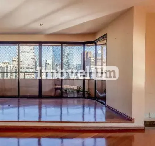 Itaim Bibi | Apartamento 3 quartos, sendo 3 suites