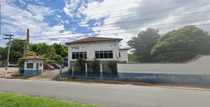Prédio comerial para venda possui 838m2 em Retiro da Mantiqueira - Cruzeiro - SP