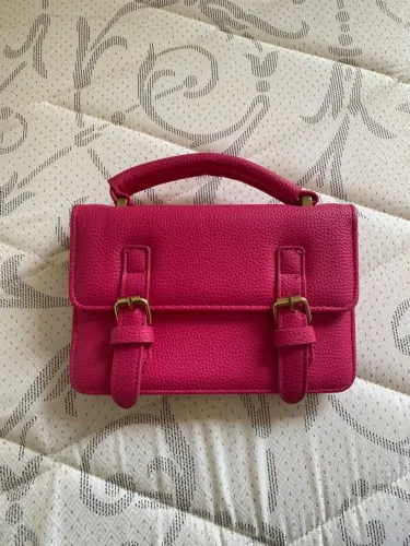 bolsa feminina pink estruturada com alça de mão estilosa e moderna