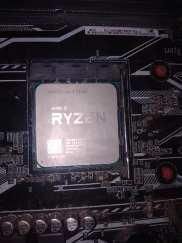Ryzen 3 2200g + cooler box pra sair hj !!!
