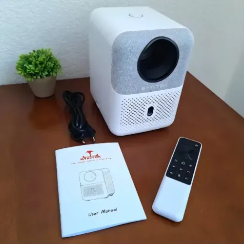 Projetor Byintek Love U4 4K - Cinema em Casa
