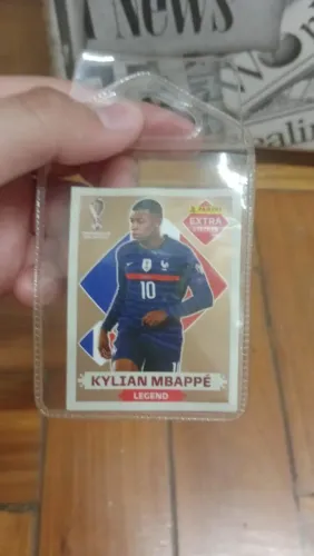 Figurinha legend Kylian Mbappé Bronze 2022
