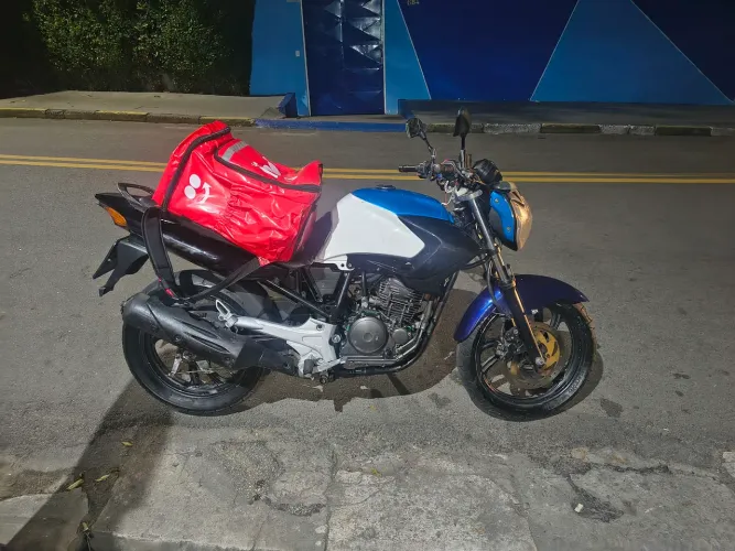 Fazer ys250 2006