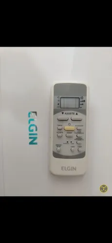 Vendo ar condicionado 18.000 semi novo com vazamento de gás na carcaça do compressor
