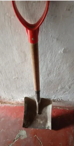 Pá tramotina para construção