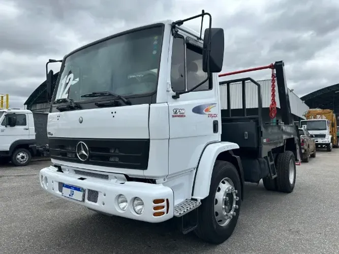 mb 1718 toco brooklin ano 11*12
