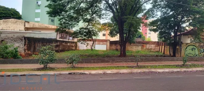 Terreno a venda no bairro Chácara Paulista - Maringá/PR