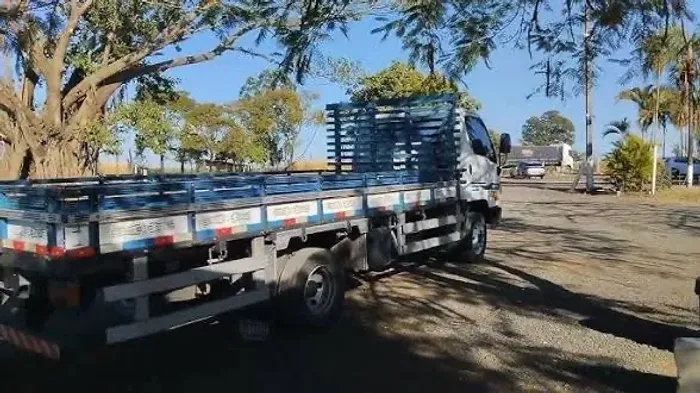 Caminhão HD80 2021 em Ótimo estado