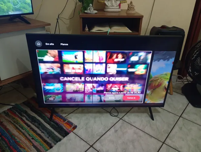 TV Samsung 43 polegadas 4k com uma linha 